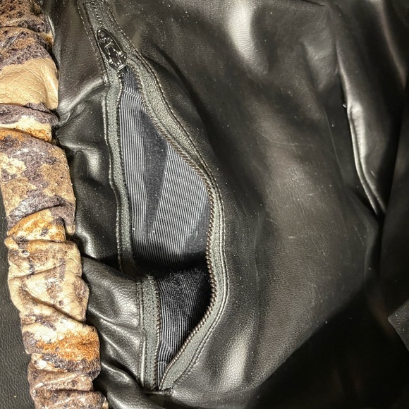 Sharif Genuine Vintage Genuine Python Snakeskin Clutch and Crossbody Handbag - Picture 12 of 17